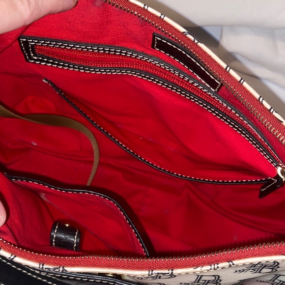 Dooney & Bourke Black and Cream Patterned Shoulder Bag - Picture 9 of 12